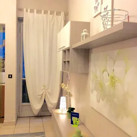 Rosselli Apartment