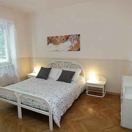 Apartment Rosselli